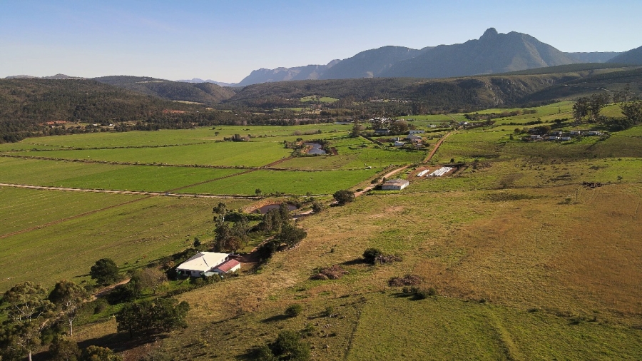 6 Bedroom Property for Sale in Riversdale Rural Western Cape